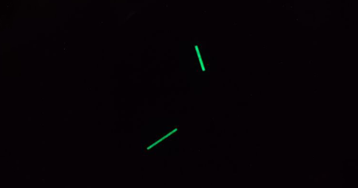 عقربه‌های شبرنگ ساعت | مریم کاشانکی | ماریا کاف